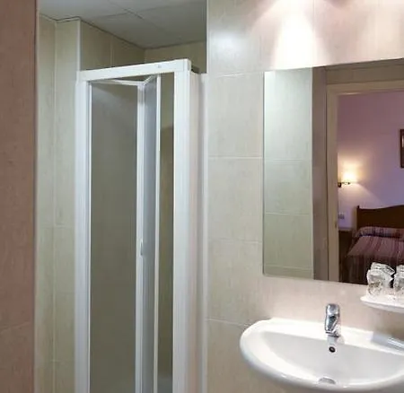 Otel Abat Cisneros