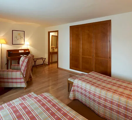 Otel Abat Cisneros