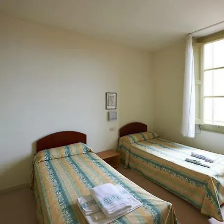 Otel Abat Cisneros 3*