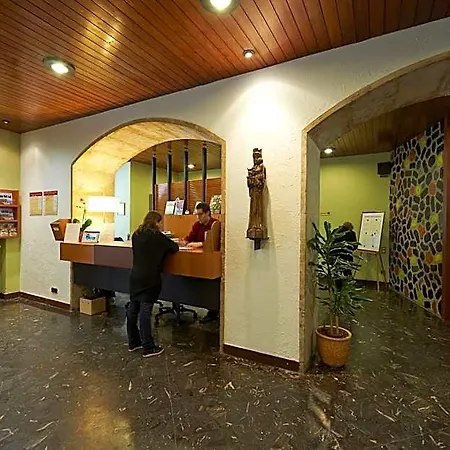 Abat Cisneros Hotel Monserrat