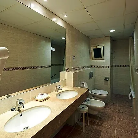 Hotel Abat Cisneros Monserrat