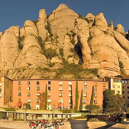 Abat Cisneros Hotel