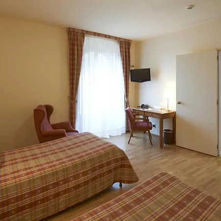 Otel Abat Cisneros Montserrat