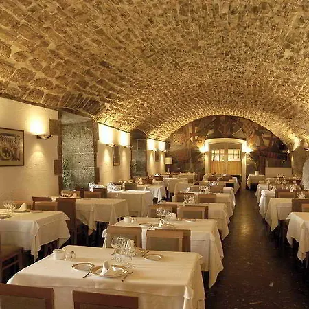 Abat Cisneros Otel 3*