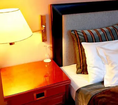 Hotel Abat Cisneros